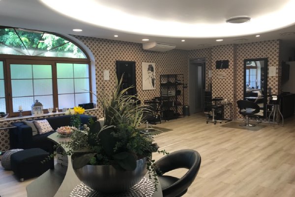 Salon Adriana